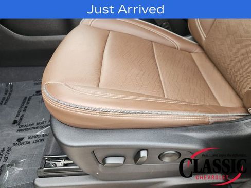 Used 2023 Chevrolet Tahoe High Country AWD/4WD image 33