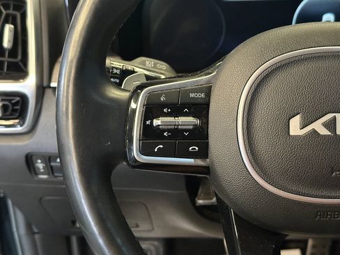 Used 2023 Kia Sorento SX Prestige AWD/4WD image 11