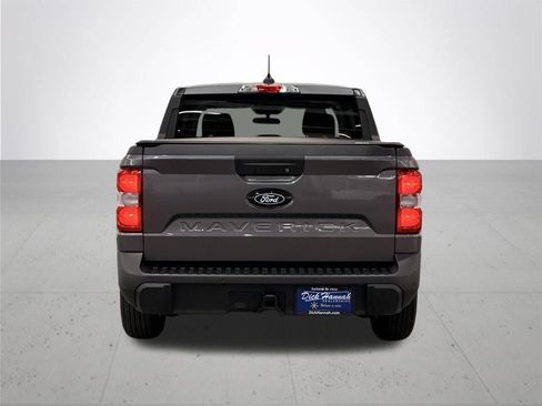 Certified 2025 Ford Maverick XLT FWD image 12