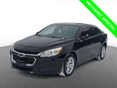 Used 2016 Chevrolet Malibu LT w/ Power Convenience Package image 4