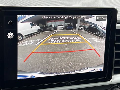 Certified 2025 Hyundai Venue Limited FWD image 16