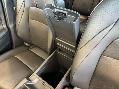 New 2026 Nissan Sentra SR w/ SR Premium Package FWD image 19
