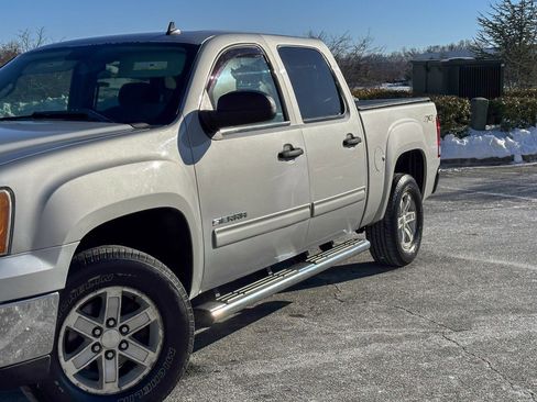 Used 2012 GMC Sierra 1500 SLE w/ Power Tech Package image 7