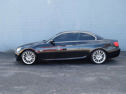 Used 2012 BMW 335i Convertible RWD image 5
