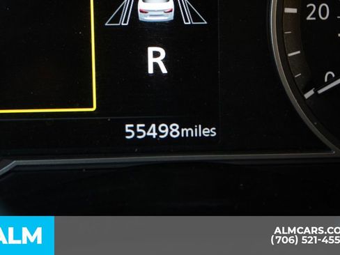 Used 2021 Nissan Versa SV image 16