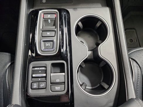 Used 2025 Honda Pilot Elite image 26