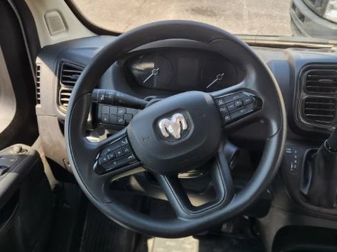 Used 2026 RAM ProMaster 2500 w/ Convenience Group FWD image 14