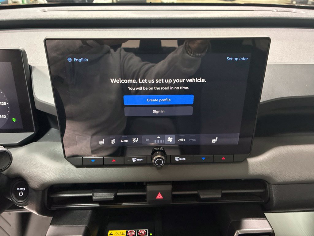 New 2026 Toyota RAV4 XLE Premium w/ Panoramic Sun Roof Package AWD/4WD image 21
