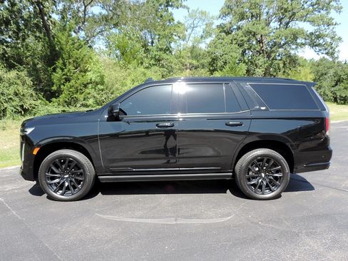 Certified 2024 Cadillac Escalade Sport Platinum w/ LPO, ONYX Package AWD/4WD image 8