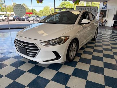 Used 2017 Hyundai Elantra SE