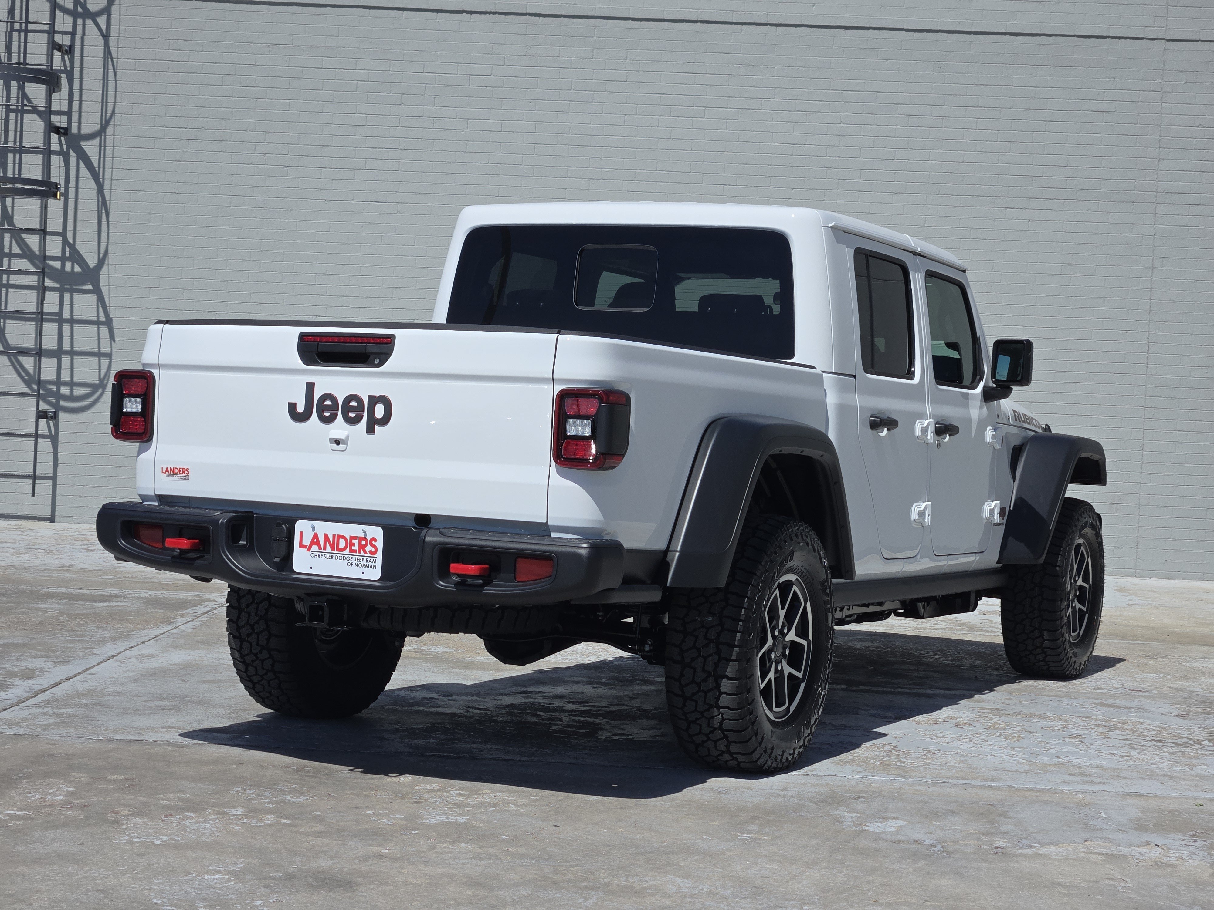 New 2026 Jeep Gladiator Rubicon w/ Steel Power Dome Hood Package AWD/4WD image 4