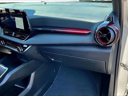 Used 2026 Chevrolet Equinox RS w/ Convenience Package III image 21