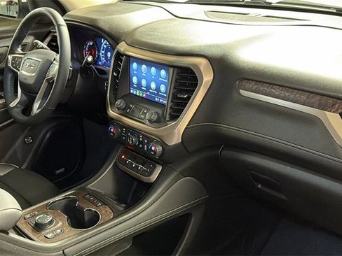 Used 2023 GMC Acadia Denali w/ Denali Ultimate Package image 10