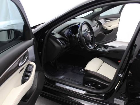 Used 2024 Cadillac CT5 V w/ Premium Package AWD/4WD image 15