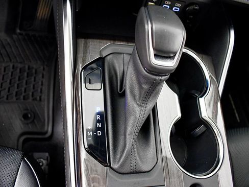 Used 2022 Toyota Highlander Platinum image 33