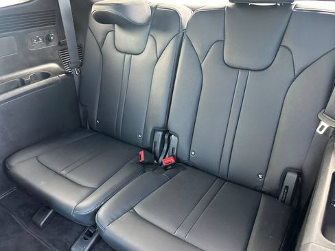 Certified 2026 Kia Sorento SX Prestige AWD/4WD image 19