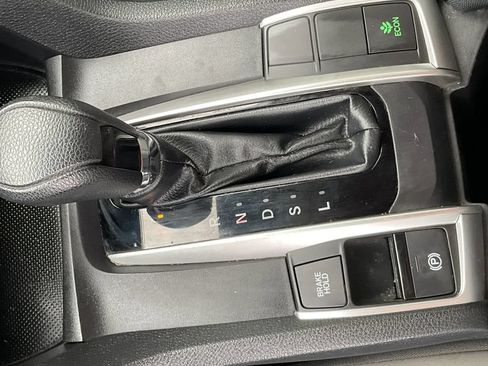 Used 2019 Honda Civic LX image 17