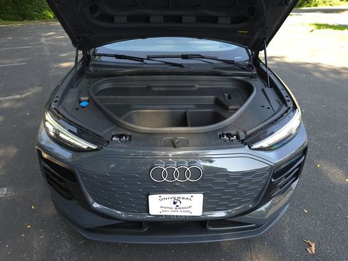 Used 2025 Audi Q6 e-tron Premium Plus w/ Premium Plus AWD/4WD image 61