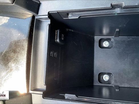 Used 2023 MAZDA MAZDA3 s FWD image 31