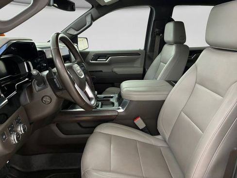 Used 2023 GMC Sierra 1500 SLT w/ SLT Premium Package AWD/4WD image 12