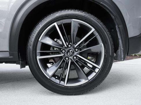 Used 2023 INFINITI QX55 Sensory w/ Lighting Package AWD/4WD image 28