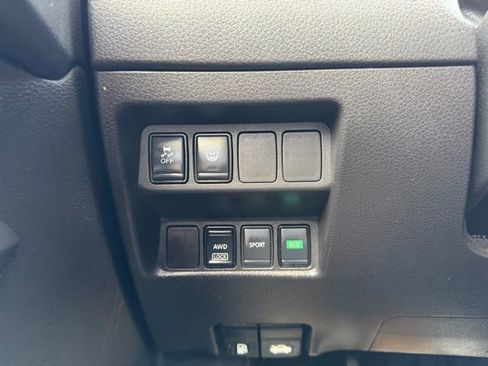 Used 2020 Nissan Rogue Sport S w/ Appearance Package image 18