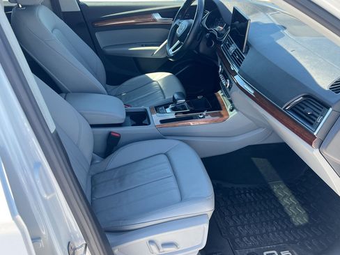 Used 2023 Audi Q5 2.0T Premium w/ Convenience Package image 28