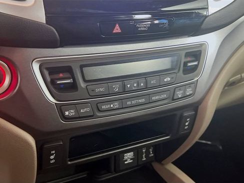 Used 2018 Honda Pilot EX-L image 11