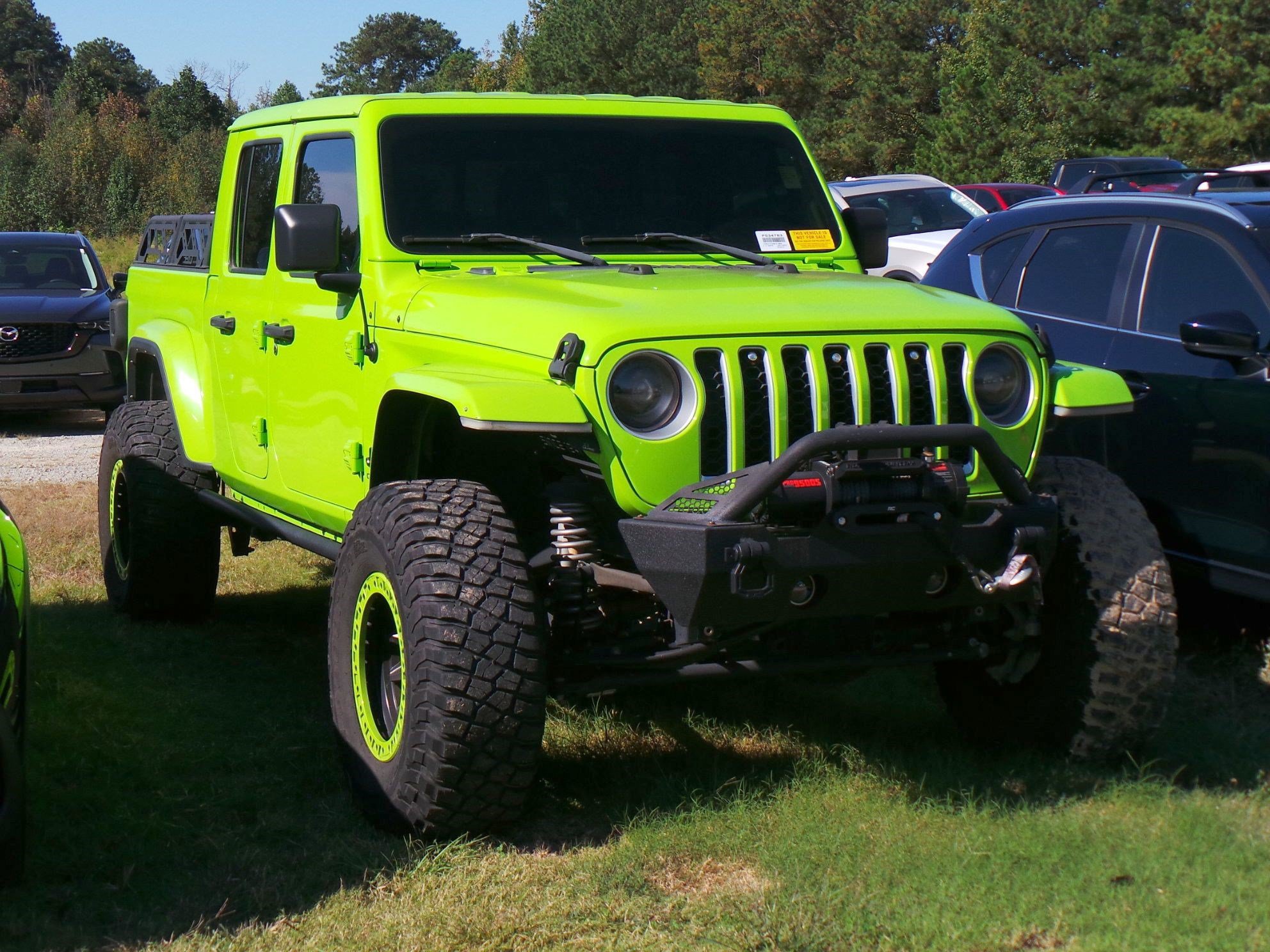 Used 2021 Jeep Gladiator Overland w/ Popular Equipment Package AWD/4WD image 2