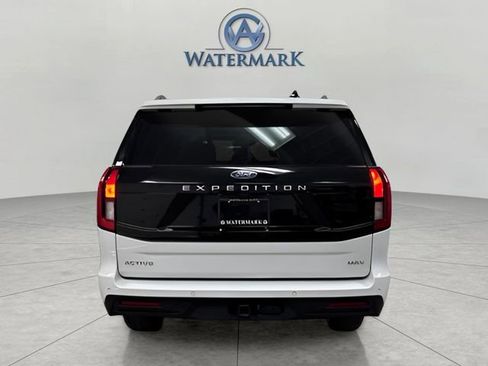 Used 2025 Ford Expedition Max Active AWD/4WD image 4