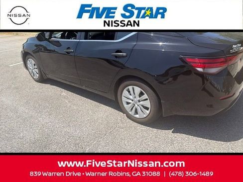 Used 2025 Nissan Sentra S FWD image 17