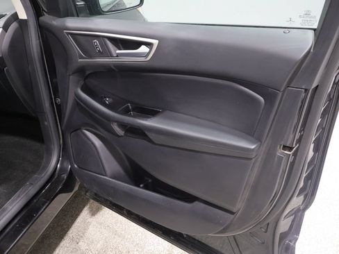 Used 2020 Ford Edge SEL FWD image 24