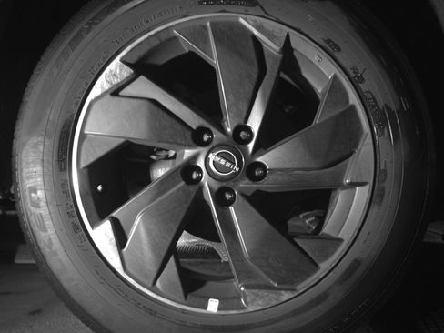 Used 2025 Nissan Rogue SV image 15