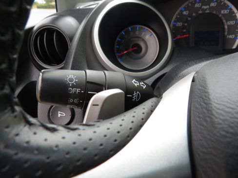 Used 2010 Honda Fit Sport image 15