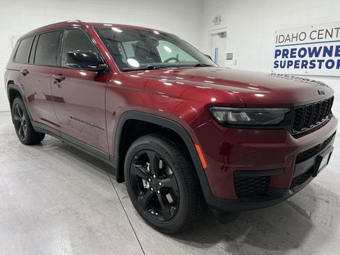Used 2024 Jeep Grand Cherokee L Altitude AWD/4WD image 2