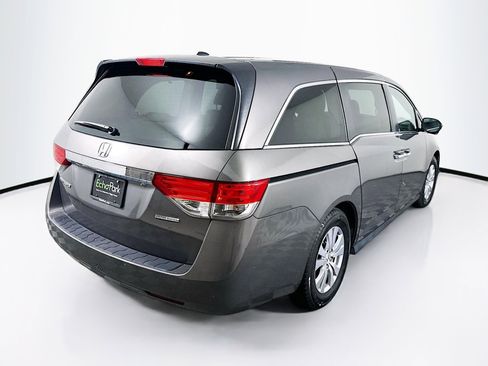 Used 2016 Honda Odyssey SE image 9