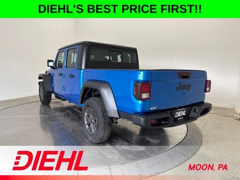 New 2026 Jeep Gladiator Sport AWD/4WD image 5