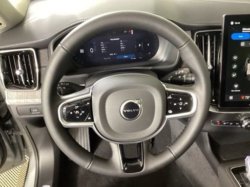 New 2026 Volvo XC90 B6 Ultra w/ Protection Package image 30