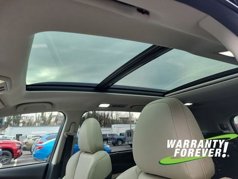 Used 2023 Subaru Ascent Limited w/ Technology Package image 13