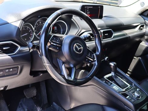Used 2020 MAZDA CX-5 Touring FWD image 39