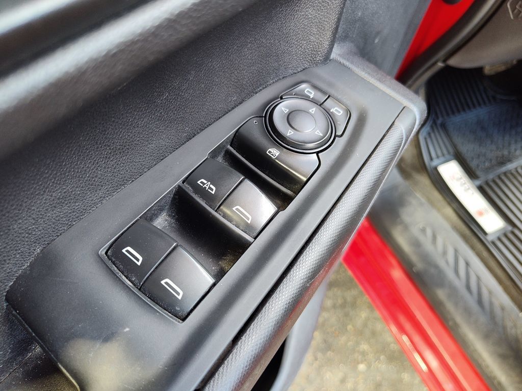 Used 2022 Chevrolet Silverado 1500 Custom w/ Safety Confidence Package RWD image 21