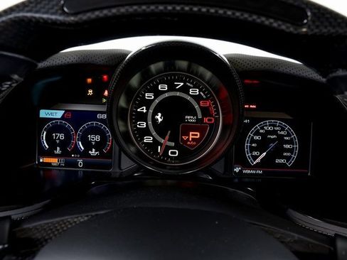 Certified 2021 Ferrari 812 GTS image 33