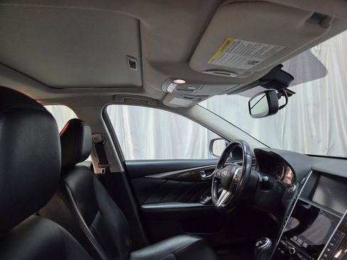 Used 2019 INFINITI Q50 Luxe w/ Essential Package (3.0T Luxe) image 27