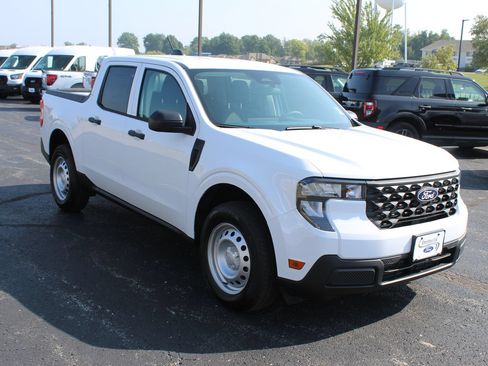 New 2025 Ford Maverick XL FWD image 7