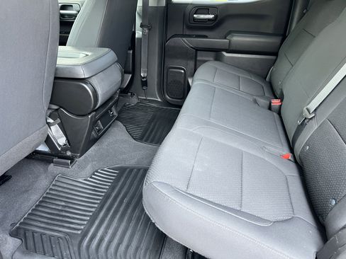 Used 2022 Chevrolet Silverado 1500 Custom Trail Boss image 18