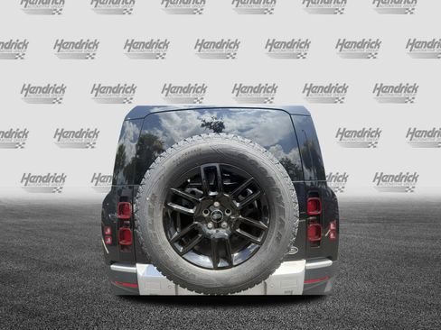 Used 2021 Land Rover Defender 110 S AWD/4WD image 39