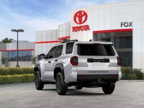 New 2026 Toyota 4Runner SR5 AWD/4WD image 7