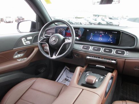 Used 2024 Mercedes-Benz GLE 350 4MATIC image 22