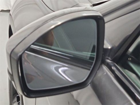 Used 2020 Jaguar F-PACE R-Sport image 29