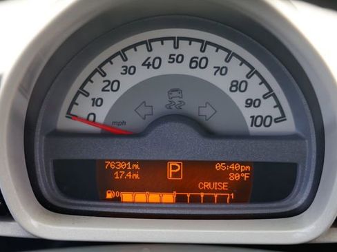 Used 2013 smart fortwo passion w/ Cruise Control Pkg image 25